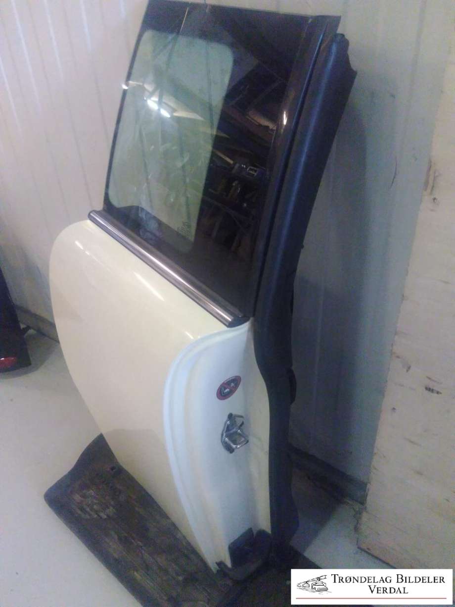 Dør høyre bak til Mini One/Cooper 2007-2014 (R55-57) (R55-57) (|P/N:NA)