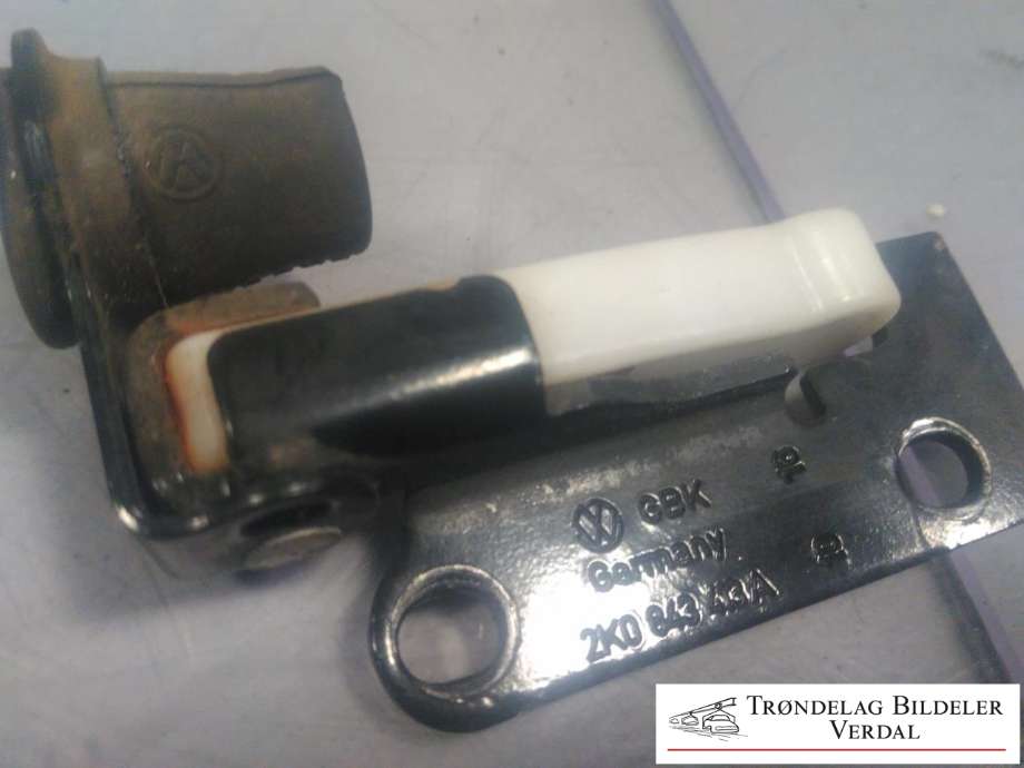 Dørstopper til VW Caddy, 2015-2020 (Type III, Fase 3)  (2K0843413A)