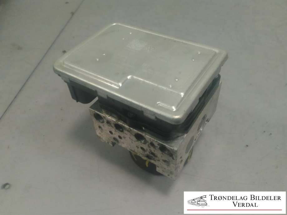 ABS sentral til VW Caddy, 2015-2020 (Type III, Fase 3)  (7E0614517M)