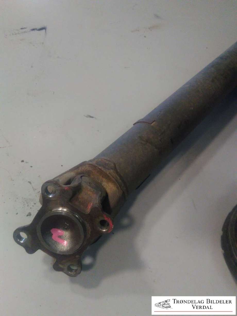 Mellomaksel bakre til Toyota Hiace 2007-2012 (Fase 3)  (100524F3Y076|)