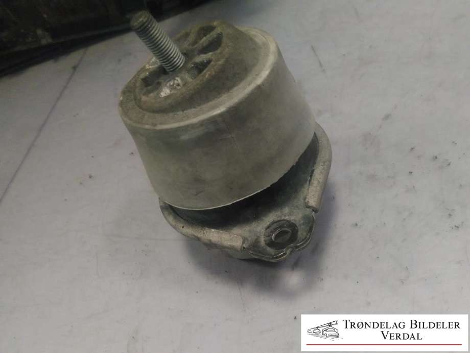 Motorfeste til Audi Q7 2010-2015 (Type I, Fase 2) (7L8199131A|)