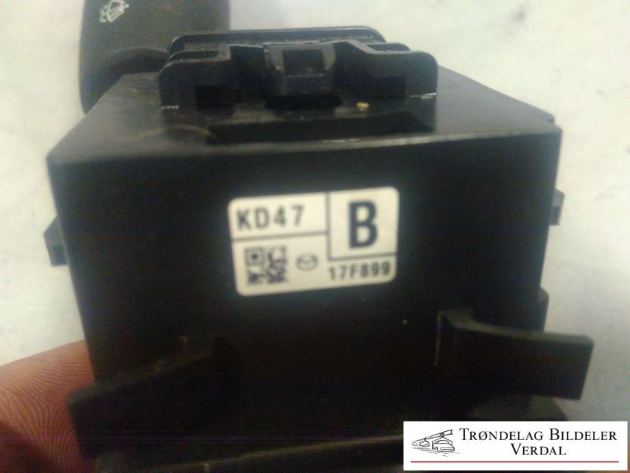 Bryter visker til Mazda CX-5 2012-2017 (Type I)  (17F8994|KD4717F899|)