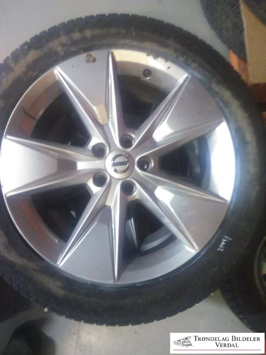 Hjulsett aluminium vinter til Volvo V90 / V90 CC / S90 2016-->>  (CONTINETAL VIKING 7|215/55R18|DOT: 0919|DYBDE: 7MM)