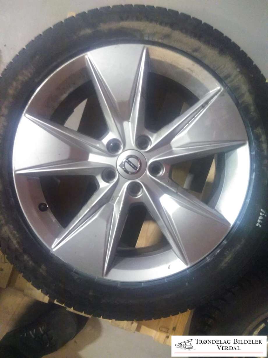 Hjulsett aluminium vinter til Volvo V90 / V90 CC / S90 2016-->>  (CONTINETAL VIKING 7|215/55R18|DOT: 0919|DYBDE: 7MM)