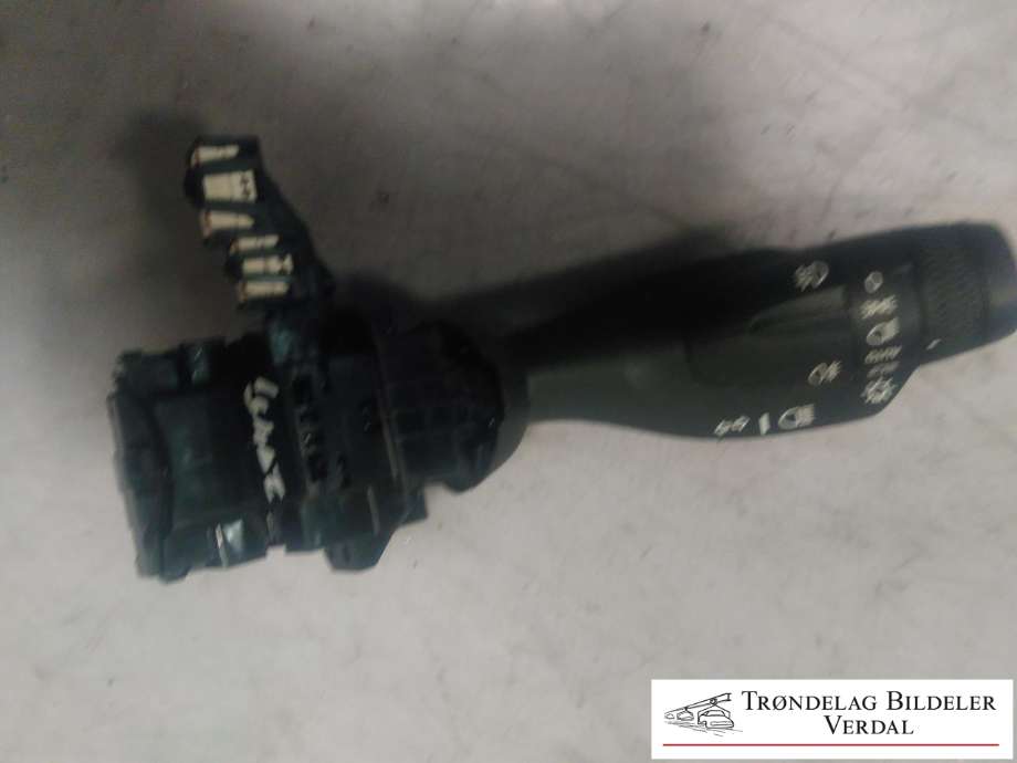 Bryter blink til Volvo V90 / V90 CC / S90, 2016-->>  (31674102)