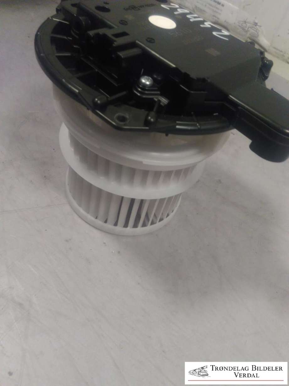 Varmeapparat motor til Toyota RAV4 2019-->> (Type V) (5610T2|)