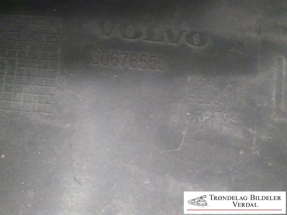 Skjerm locari venstre foran til Volvo XC70 2008-2013 (Type II, Fase 1)  (30678550|)