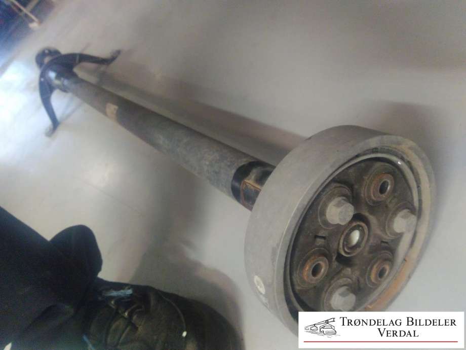 Mellomaksel bakre til VW Caddy 2020-->> (Type IV)  (5R3 521 101 C|)