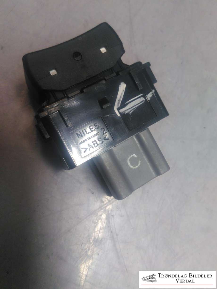 Bryter setevarme til Subaru Outback 2009-2014 (Type IV)  (|PN:)