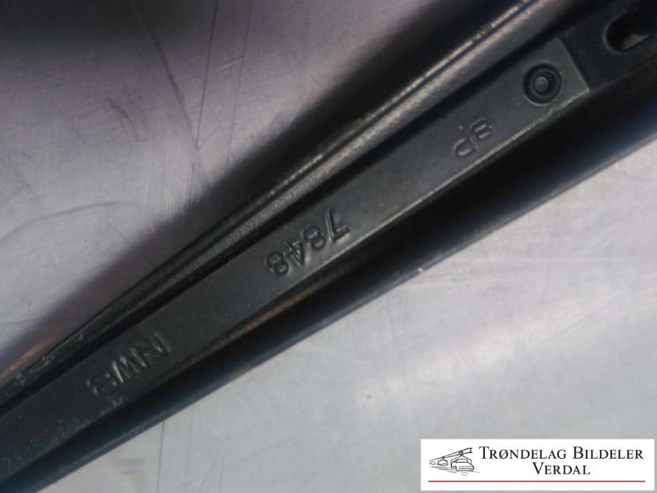 Viskerarm frontrute høyre til Subaru Outback 2009-2014 (Type IV) (7848|)