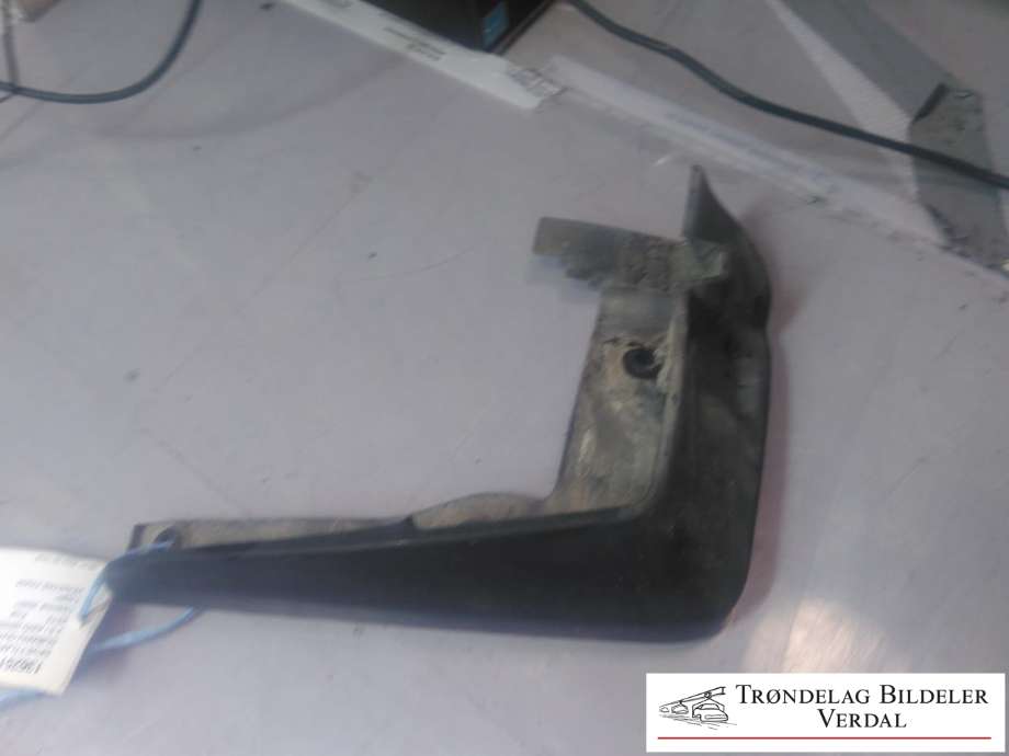 Skvettlapp til Subaru Outback, 2009-2014 (Type IV) (J1017AJ023)