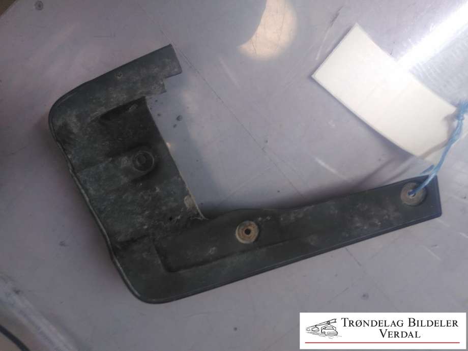 Skvettlapp til Subaru Outback 2009-2014 (Type IV) (J1017AJ023|)