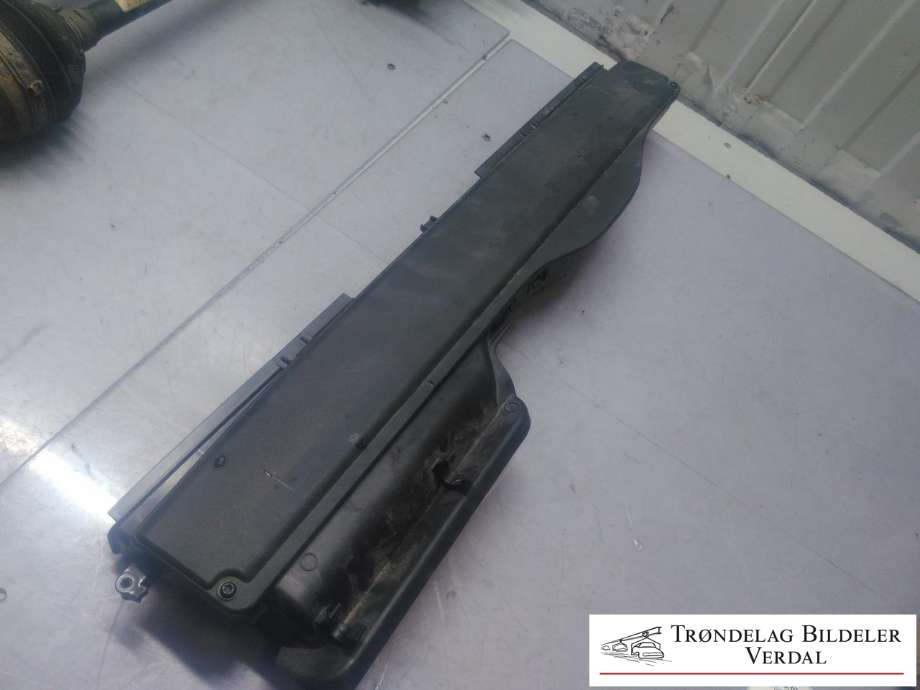 Frontplate øvre til VW Caddy, 2020-->> (Type IV)  (5Q0129254E)