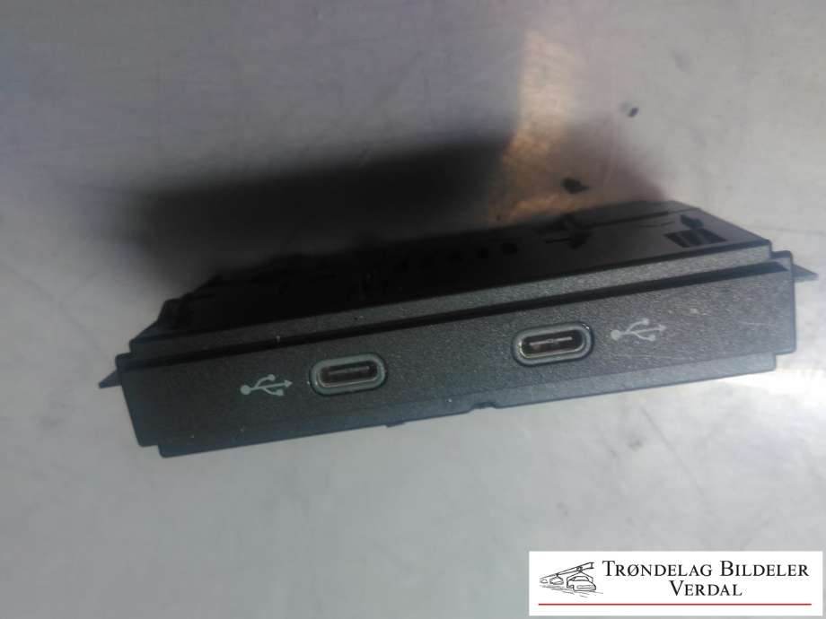 Dashbord diverse til VW Caddy, 2020-->> (Type IV)  (5NA035736)