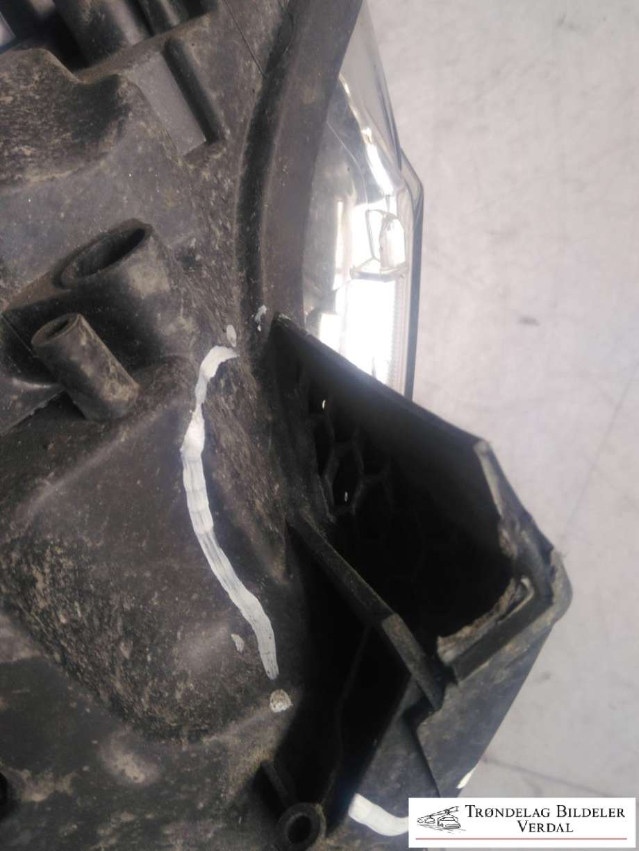 Frontlykt høyre xenon til Peugeot 508 2011-2014 (Type I, Fase 1)  (96 765 914 80|)