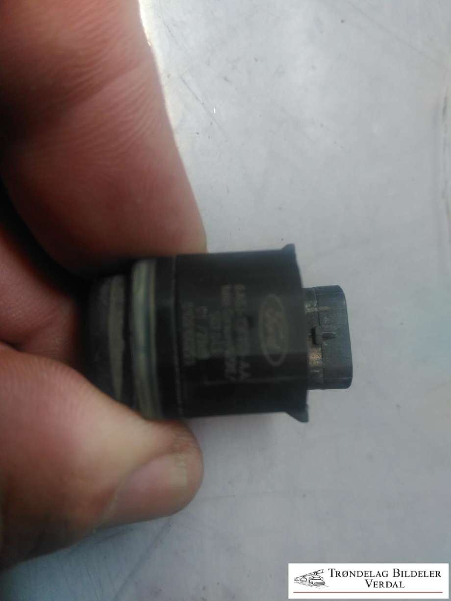 Parkeringssensor foran til Ford S-Max 2010-2015 (Type I, Fase 2) (8A6J15K859AA|)