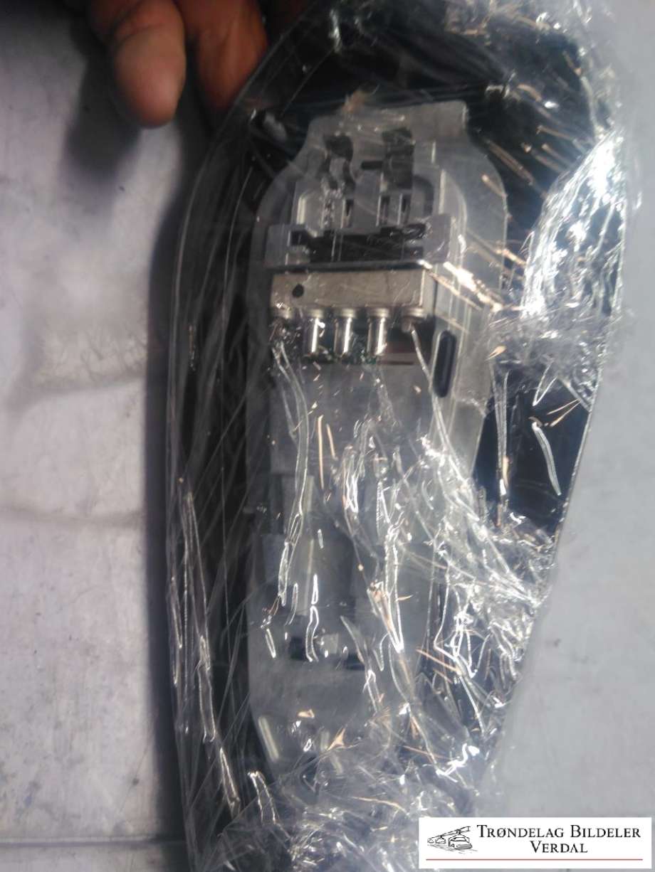 Antenne navigasjon til BMW X3 2017-->> (G01) (G01) (6520682632604|)
