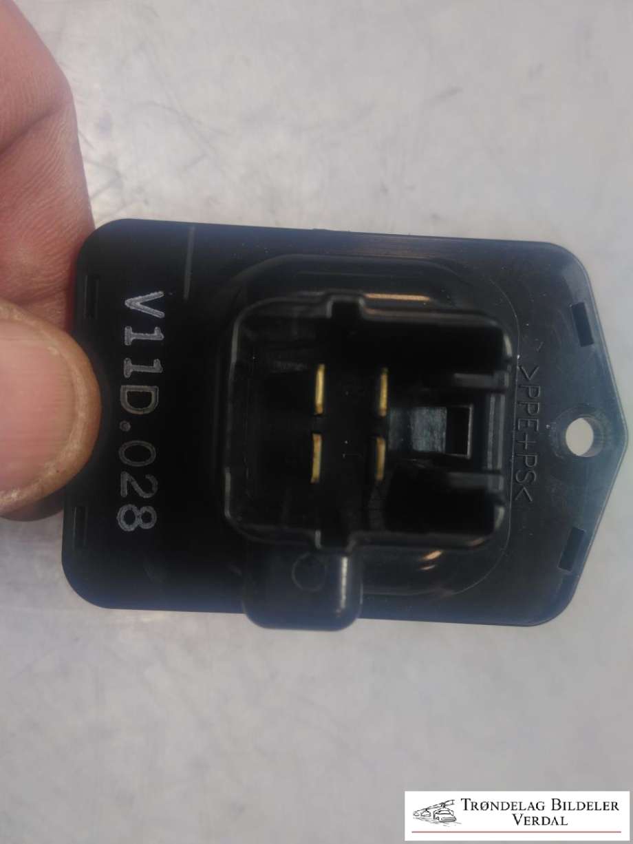 Varmeapparat motstand til Isuzu D-Max 2021-->> (Type III)  (V11D028|)