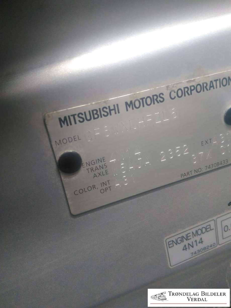 Panser til Mitsubishi Outlander 2012-2015 (Type III, Fase 1) (|P/N)