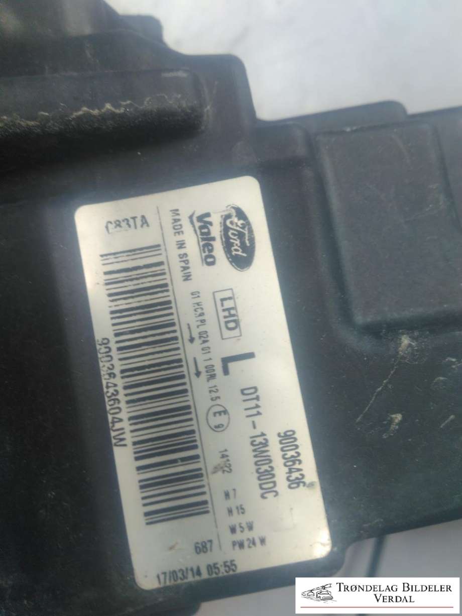 Frontlykt venstre halogen til Ford Transit Connect 2013-2018 Type II, Fase 1  (90036436|DT1113W030DC|P/N)