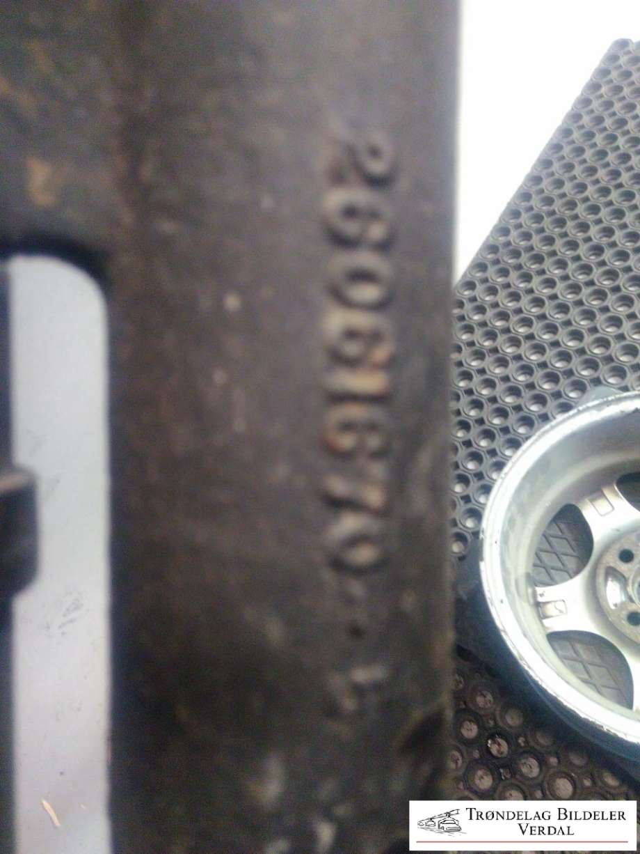 Kardang klokke foran til Chevrolet Tahoe 1996-2000 (Type I)  (|P/N)