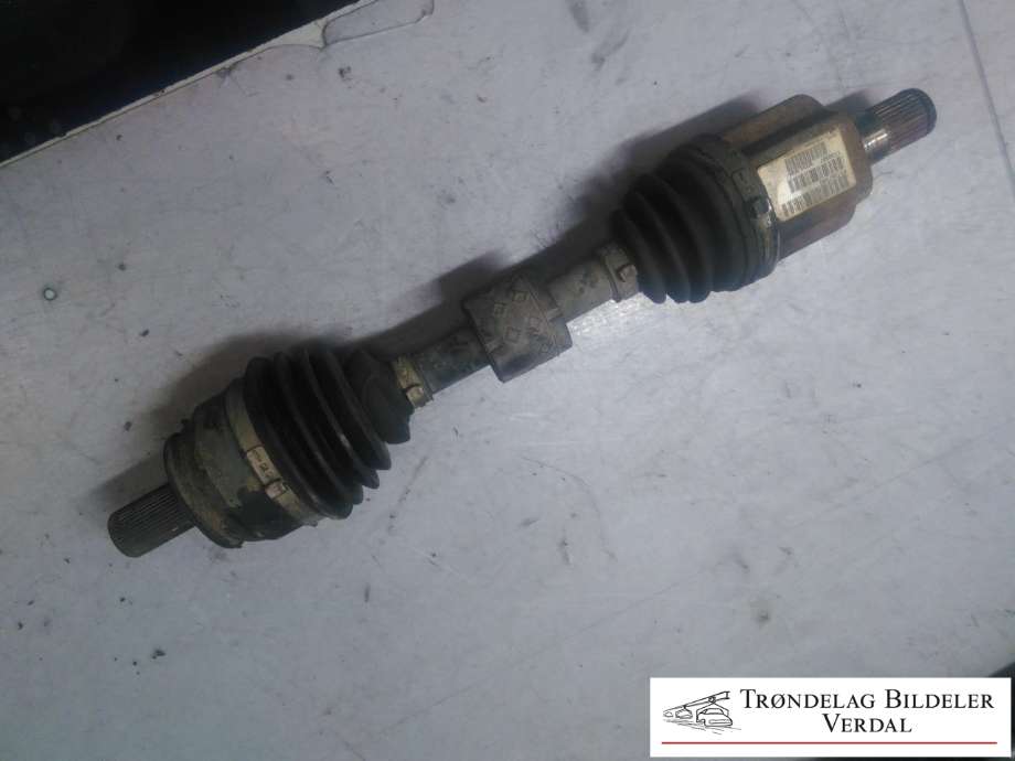 Drivaksel venstre foran, diesel/automat til Volvo V70, 2007-2013 (Type III, Fase 1) (P31367300)