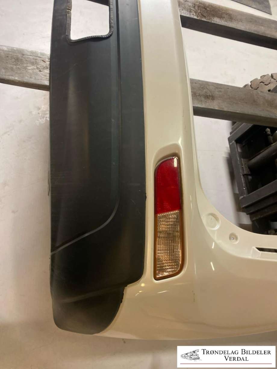 Støtfanger bak til Mitsubishi Outlander 2012-2015 (Type III, Fase 1)  (|P/N)