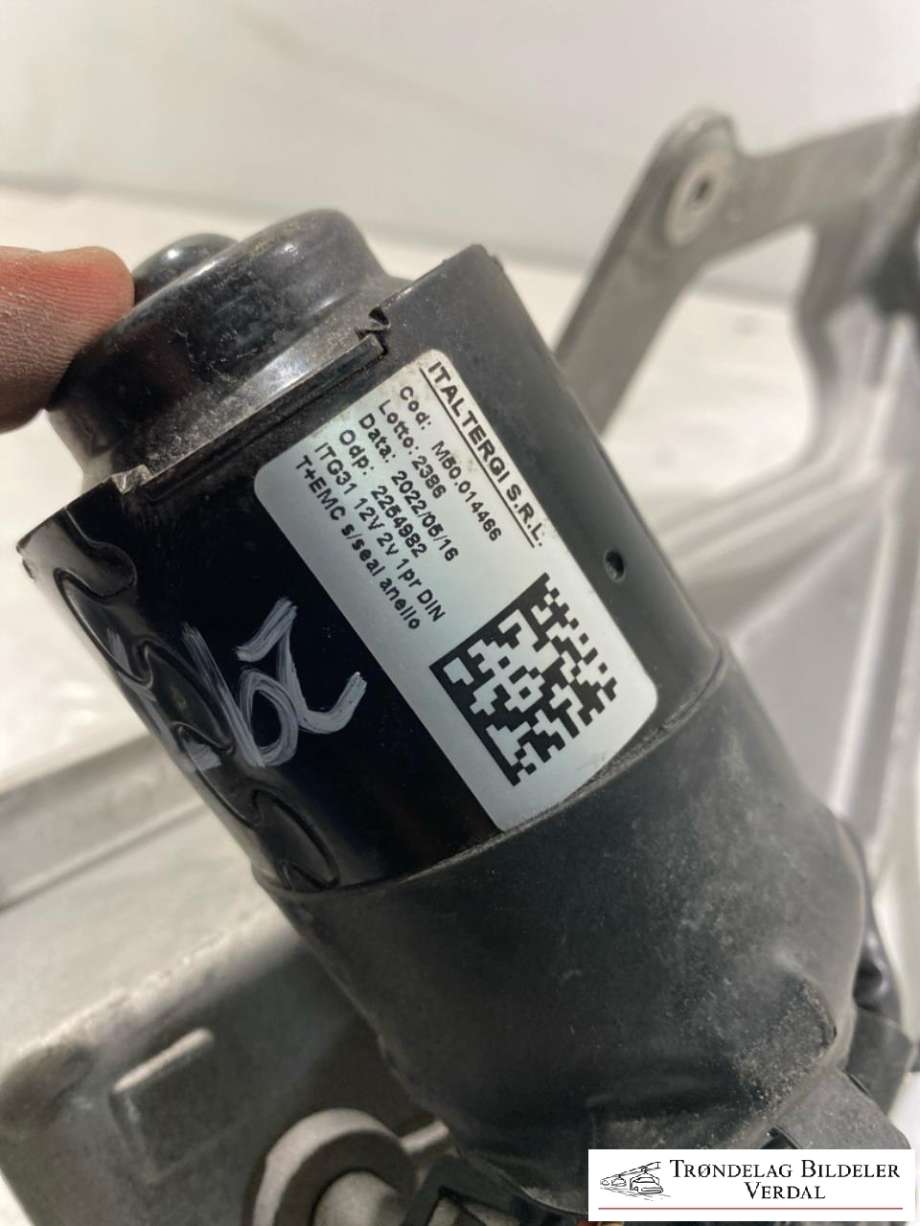 Viskermotor frontrute komplett m/overføring til Mopedbil Ligier JS60 0-->>  (M50014466|)