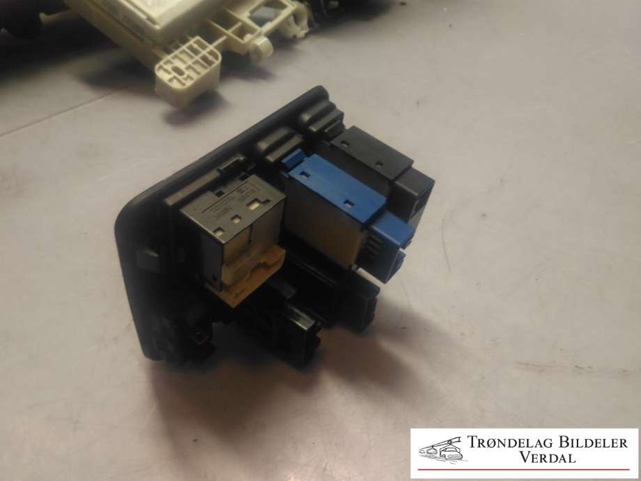 Bryter diverse til Toyota Land Cruiser 120 2002-2009 (|P/N)