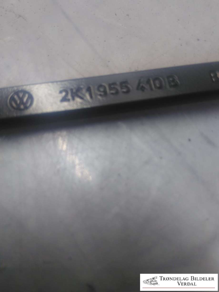 Viskerarm frontrute høyre til VW Caddy 2010-2015 (Type III, Fase 2)  (2K1955410B|)