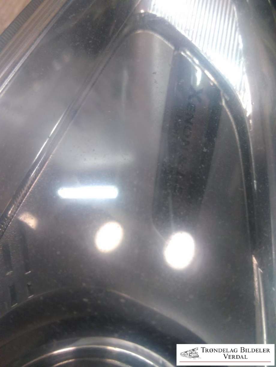 Frontlykt venstre xenon til Peugeot 508 2011-2014 (Type I, Fase 1) (9676591580|)