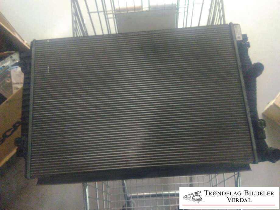 Radiator (automat gir) til Audi A3, 2016-2020 (Type III, Fase 2) (5Q0121251EQ)