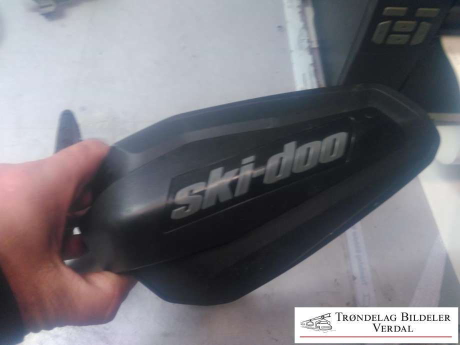 MC, Holker til Snøscooter Ski-Doo øvrige 0-->> (517306430|517306431|)