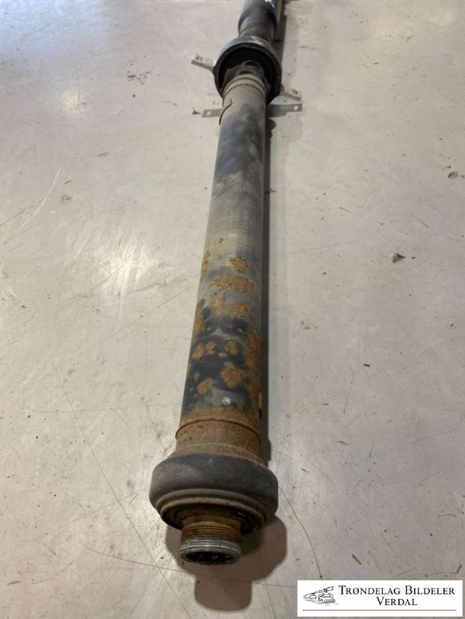 Mellomaksel til BMW X3 2010-2017 (F25) (F25) (26107589802|)