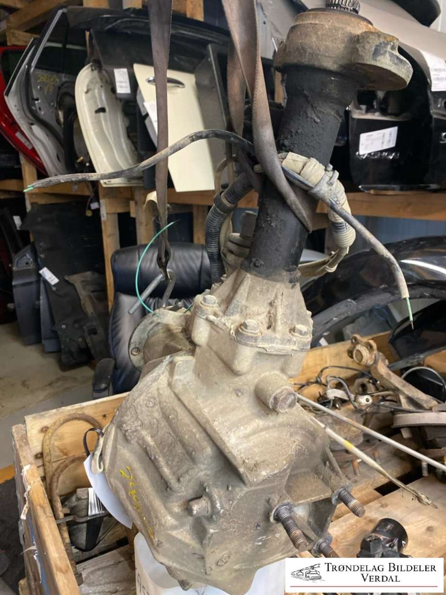 Kardang klokke foran til Ford Ranger (Europa) 2007-2011 (|P/N)