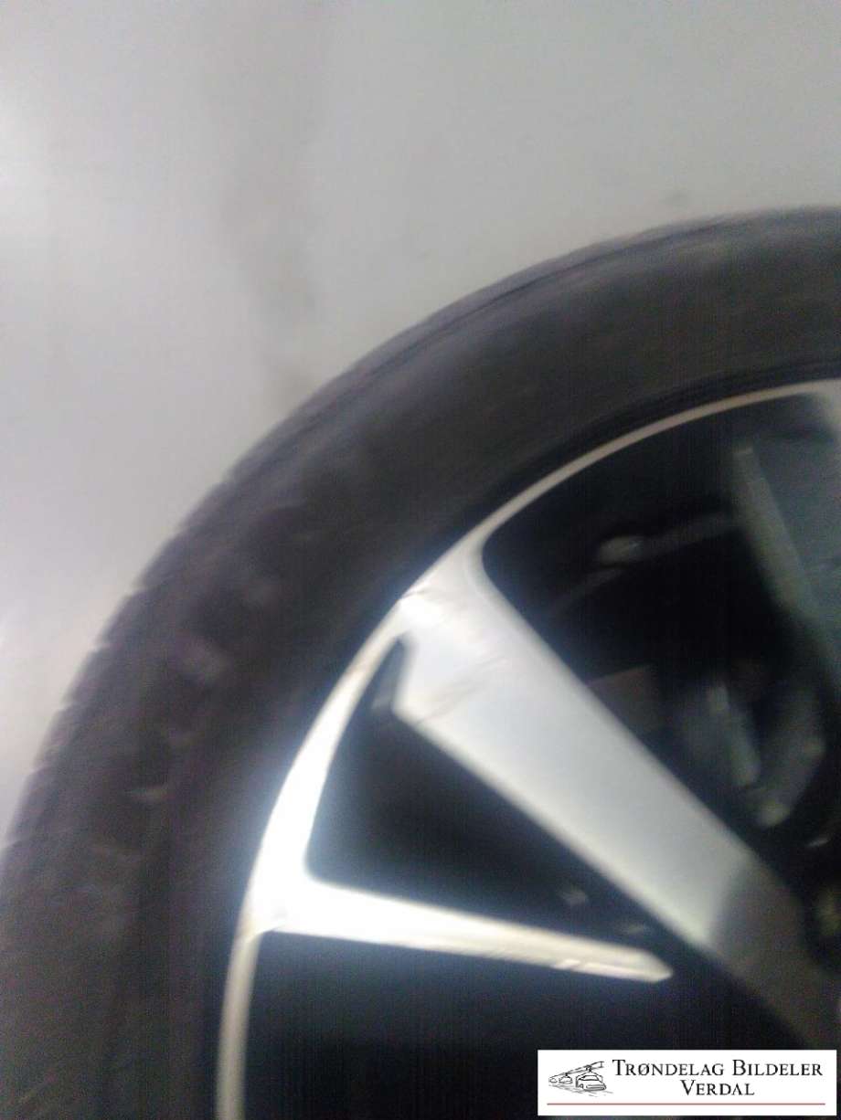 Hjulsett aluminium sommer til Peugeot 2008 2013-2019 (Type I)  (MINERVA|205/55R17|DOT: 0422|DYBDE: 6|5MM)