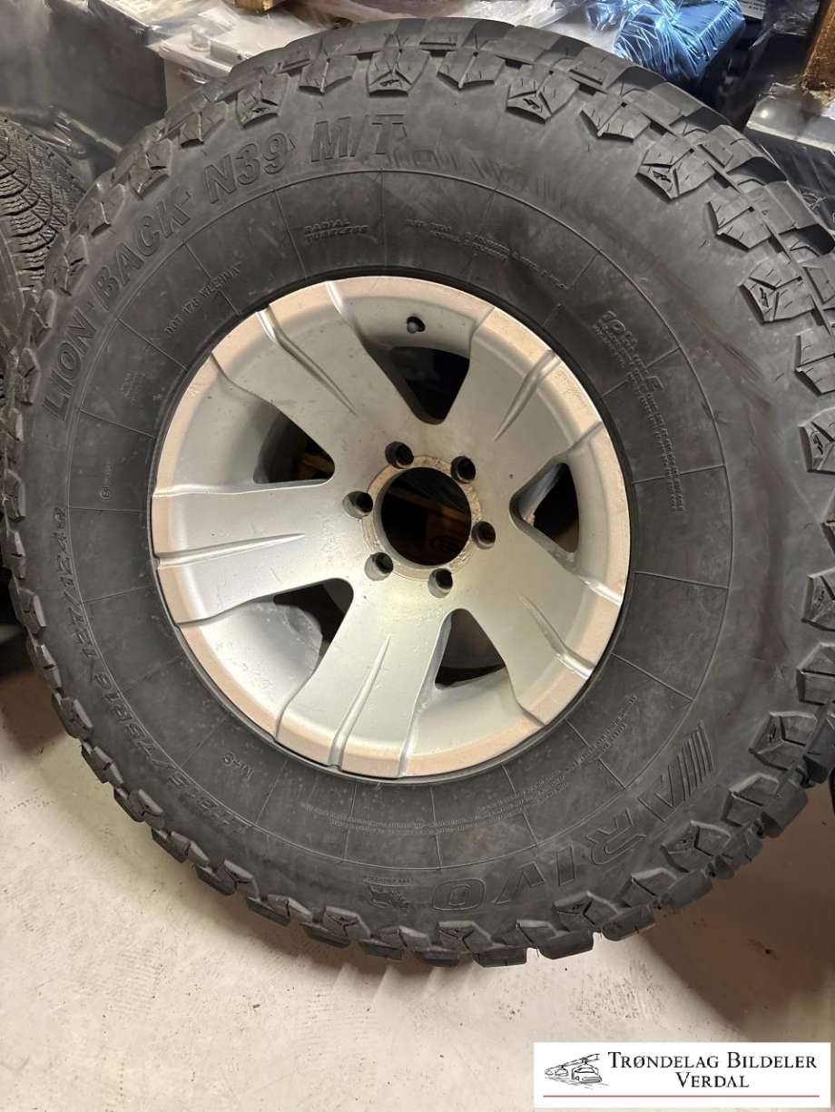 Hjulsett aluminium sommer til Isuzu D-Max 2007-2012 (Type I)  (ARIVO|315/75R16|)