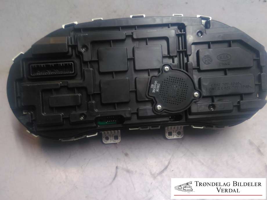 Instrumentpanel til Kia e-Soul 2019-->> (Type III)  (94013J2200|)