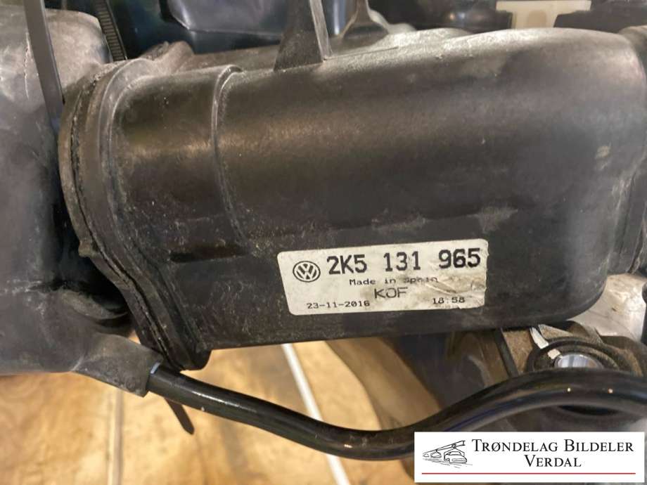AdBlue tank til VW Caddy 2015-2020 (Type III, Fase 3) (2K5131965|2K5131877A|)