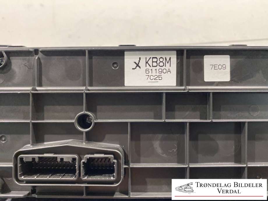 Varmeapparat betjening til Mazda CX-5 2017-->> (Type II)  (KB8M61190A|)