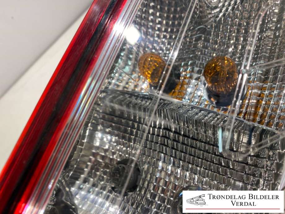Baklykt høyre til Ford Transit Connect 2018-->> Type II, Fase 2 (DT1113404AD|)
