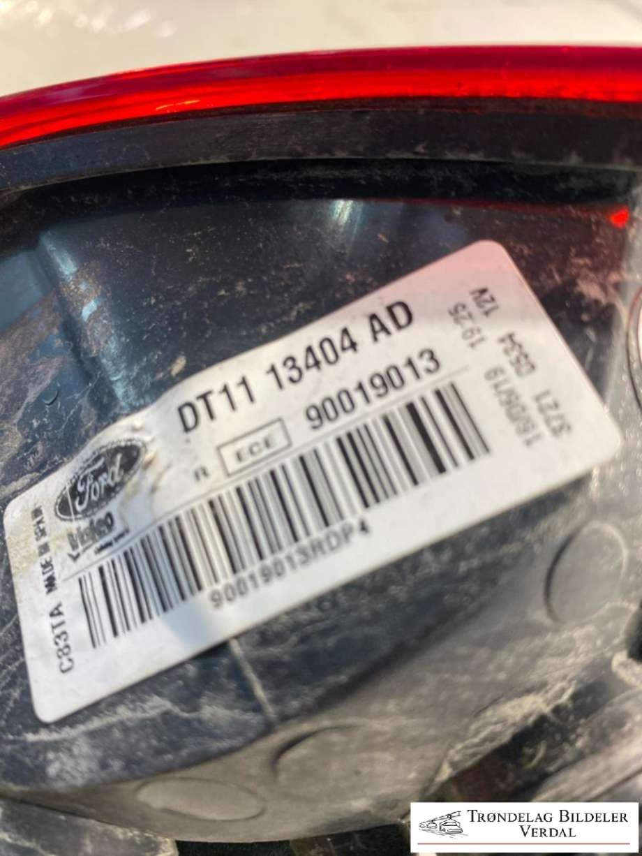 Baklykt høyre til Ford Transit Connect 2018-->> Type II, Fase 2 (DT1113404AD|)