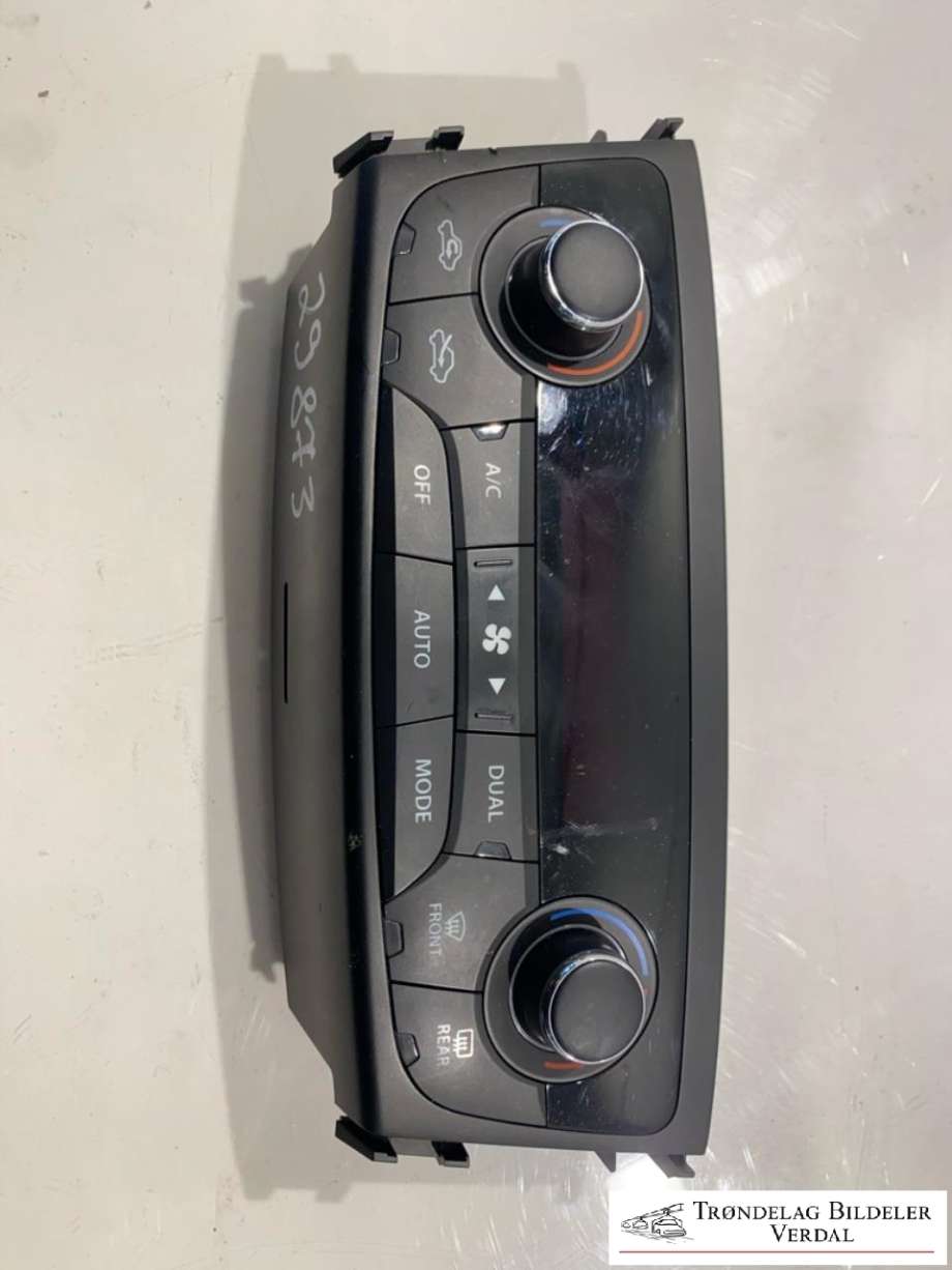 Varmeapparat betjening til Suzuki SX4 S-CROSS 2013-->> (Type II) (3951061M00|)