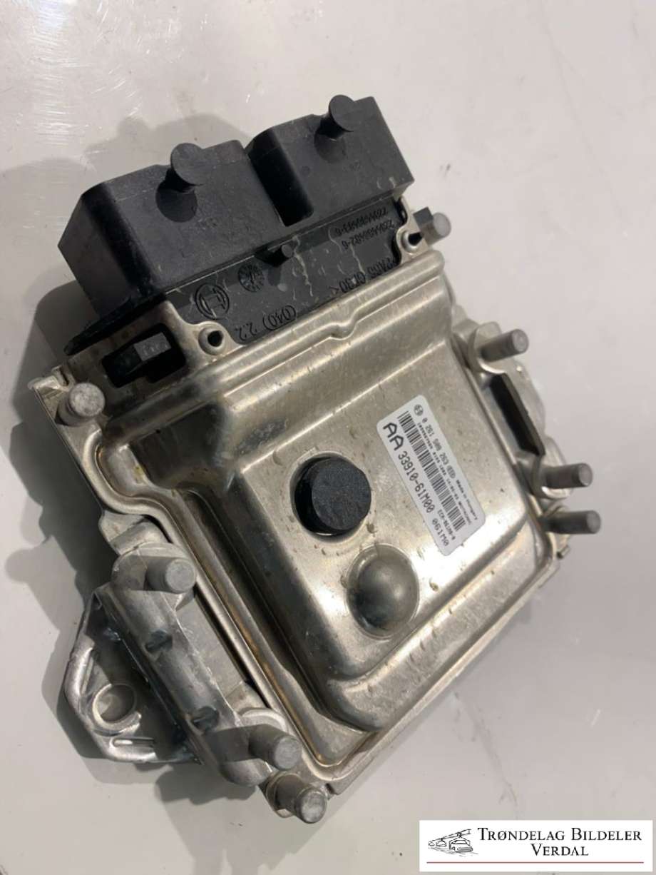 Styreenhet motor til Suzuki SX4 S-CROSS 2013-->> (Type II)  (3391061M00|)