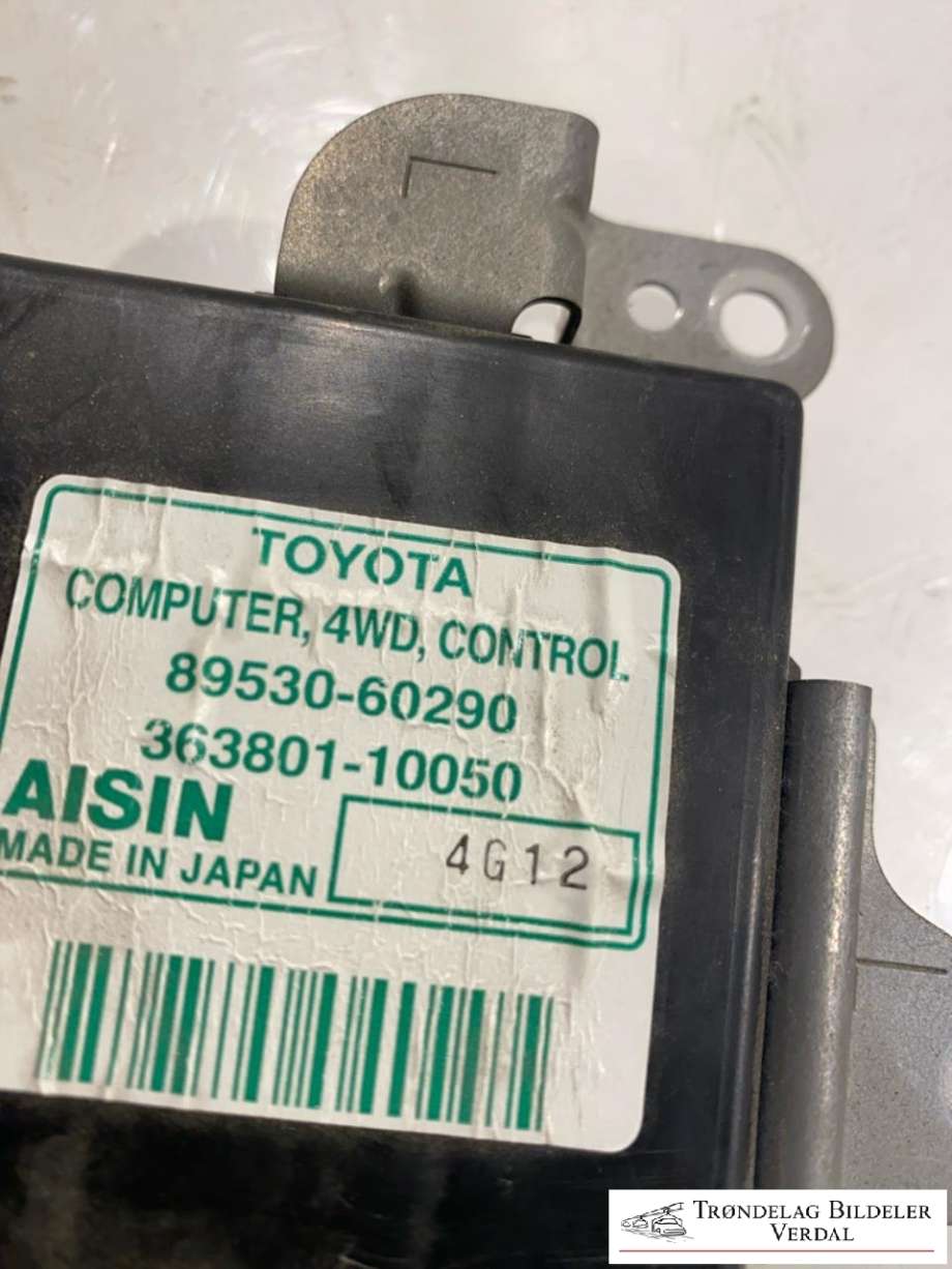 Styreenhet 4WD til Toyota Land Cruiser 120 2002-2009  (8953060290|)