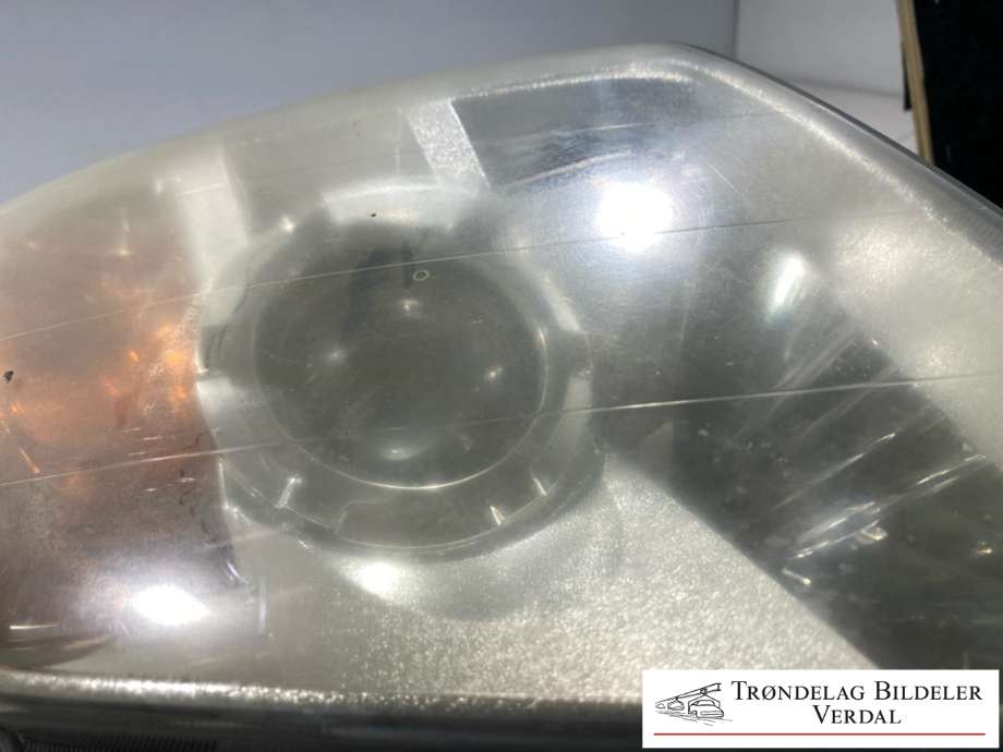 Frontlykt venstre halogen til Isuzu D-Max 2007-2012 (Type I)  (|P/N)