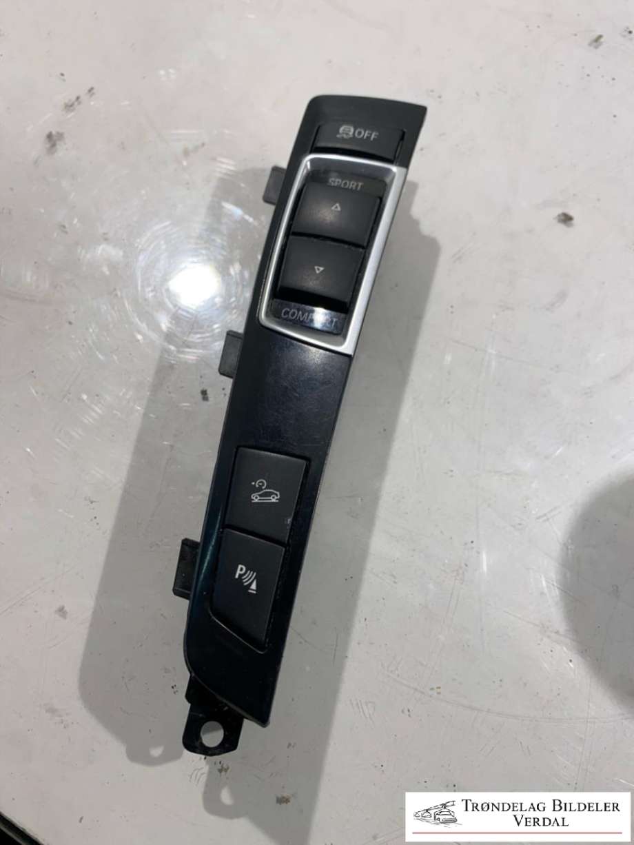 Bryter (ESP - Electronic Stability Program) til BMW 7-Serie, 2009-2015 (F01/F02/F03/F04) (F01/F02/F03/F04) (920148603)
