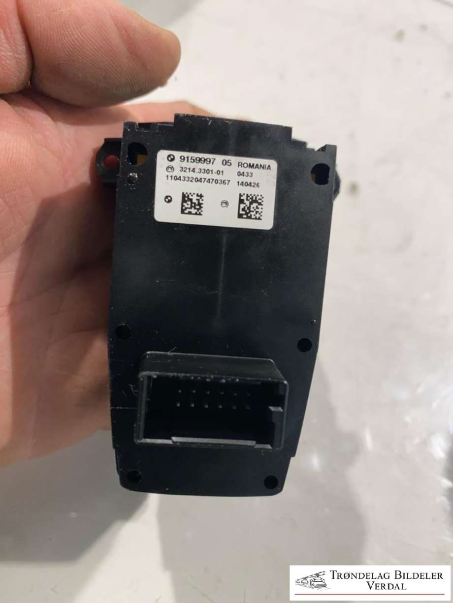 Bryter elektrisk håndbrekk/parkbrems til BMW 7-Serie 2009-2015 (F01/F02/F03/F04) (F01/F02/F03/F04) (915999705|)