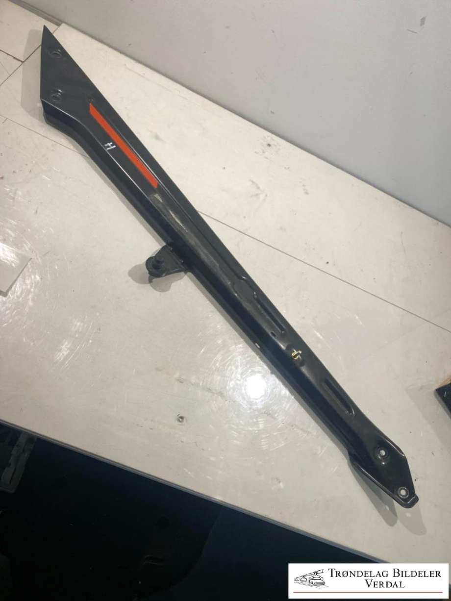 MC, Deksel, side høyre til Snøscooter Ski-Doo øvrige, 0-->>  (518329334)
