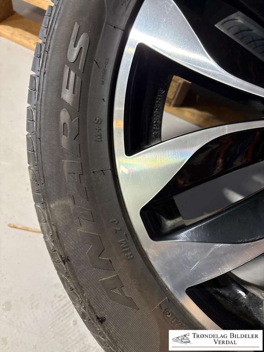 Hjulsett aluminium sommer til Suzuki Vitara 2015-->> (Type IV) (ANTANRES/ ZETUM|215/55R17|DOT: 4420 OG 4715|DYBDE: 7|5MM OG 6MM)